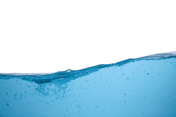 Прозора блакитна хвиля води на білому тлі
 - Фото, зображення