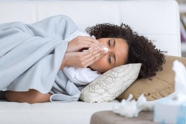 young woman sick with flu - Foto, Imagem