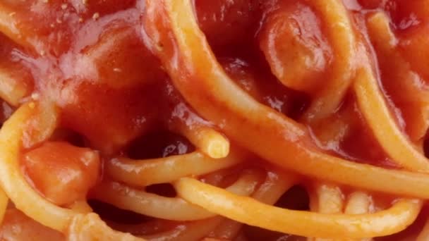 Spaghetti all 'amatriciana bio - Materiał filmowy, wideo
