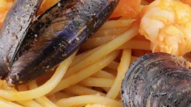 Spaghetti with seafood bio - Footage, Video