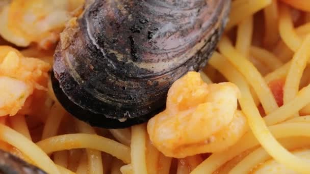 Spaghetti mit Meeresfrüchten Bio - Filmmaterial, Video