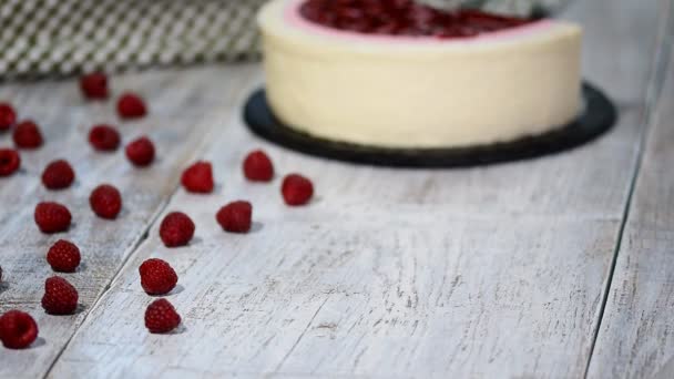 Piece raspberry cream mousse cake. Raspberry cake - Footage, Video
