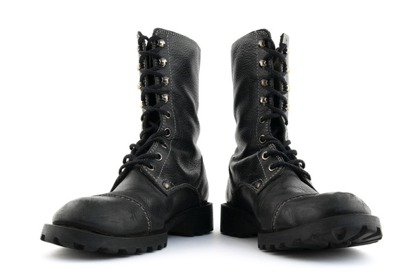 Katonai stílusú fekete bőr csizma - Fotó, kép