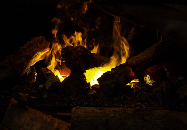 Пламя пламени, движущееся в огне стихийных бедствий природы, детали - Фото, изображение