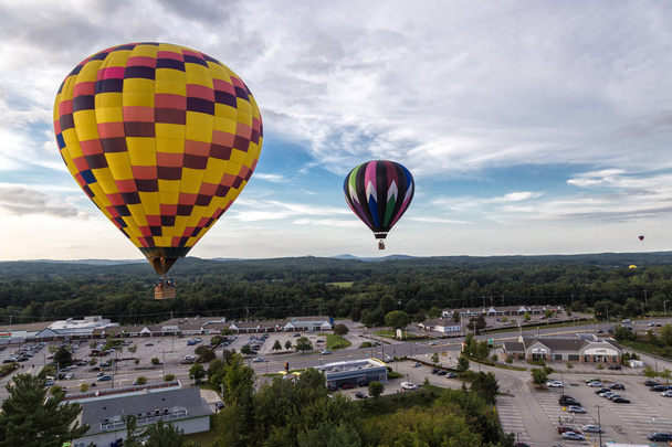 A Hot Air Balloon felett az ég - Fotó, kép