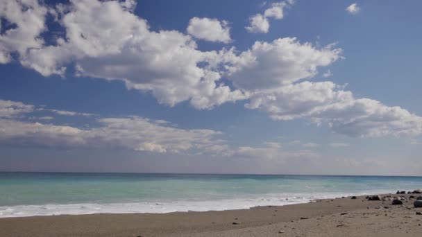 Persone che riposano sulla spiaggia, Sicialy - Italia
. - Filmati, video