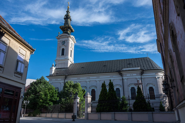 Novi Sad, Serbia - May 08, 2018: The Orthodox Cathedral of Saint George in Novi Sad, Serbia - Foto, afbeelding