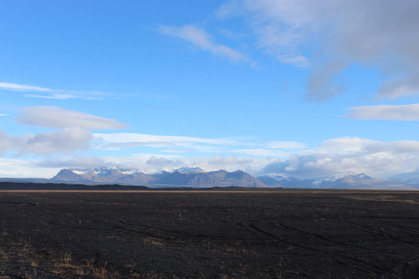 Ringweg van IJsland, op Route 1, vulkanisch zand vlakte in de buurt van Skeidararsandur bij Skaftfell, zuidelijke regio, - Foto, afbeelding