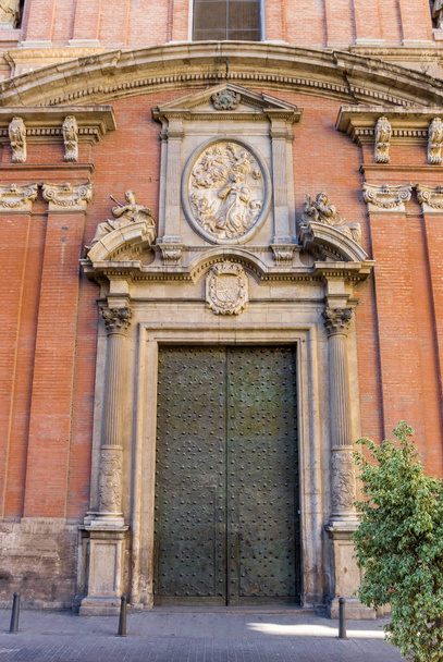 バレンシア, スペインのサント ・ トマス教会のドア - 写真・画像