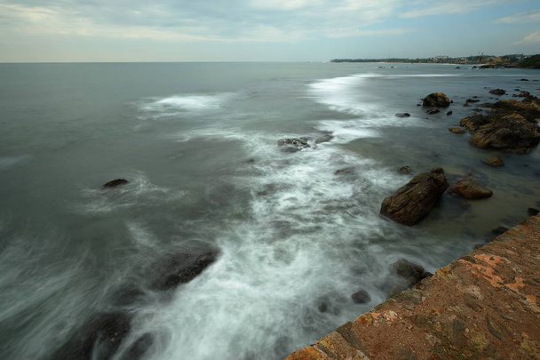 De kust in de buurt van Galle in Sri Lanka - Foto, afbeelding
