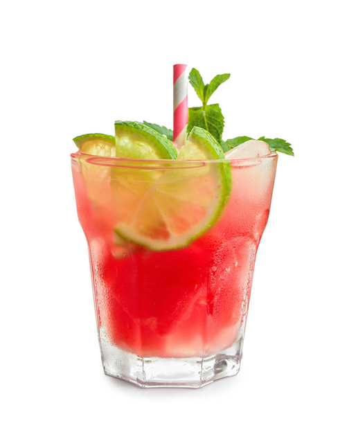 Fresh summer cocktail in glass on white background - Fotografie, Obrázek