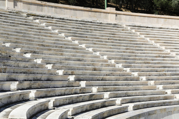 Panathinaiko stadium lub kallimarmaro w Atenach gospodarzem pierwsze nowoczesne Igrzyska Olimpijskie w 1896 - Zdjęcie, obraz