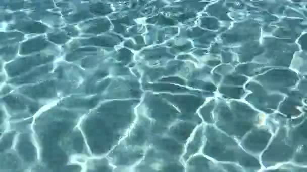 Tło woda krystalicznie czyste morze - Materiał filmowy, wideo