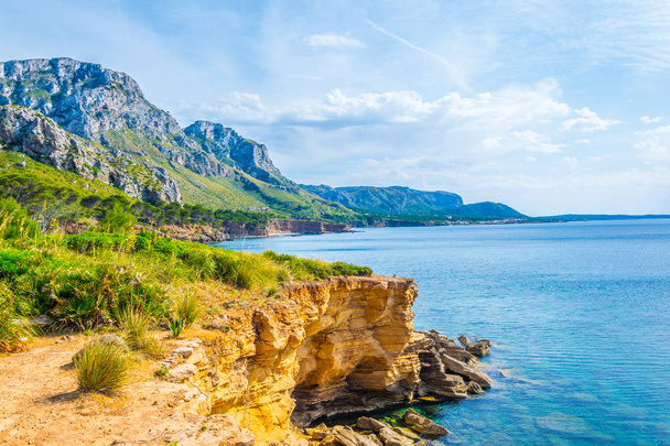 Ragged coast of Mallorca at Cap Ferrut - Foto, Imagen