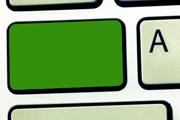 Дизайн бизнес-концепция Пустая копия текста для веб-баннеров рекламные материалы макет шаблона Клавиатура клавиша Намерение создать компьютерное сообщение, нажав кнопку идея клавиатуры
 - Фото, изображение