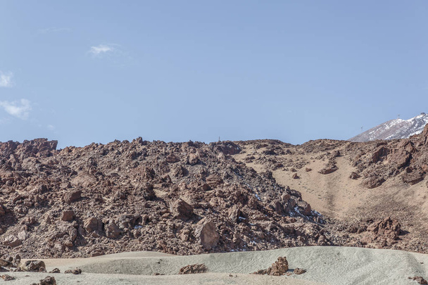 Вид, похожий на лунный ландшафт в национальном парке Тейде, остров Тенерифе, Канарские острова
 - Фото, изображение