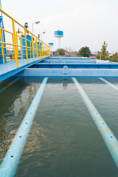 Proceso de tratamiento de agua y plantas de tratamiento de agua, torre de tanque
 - Foto, imagen