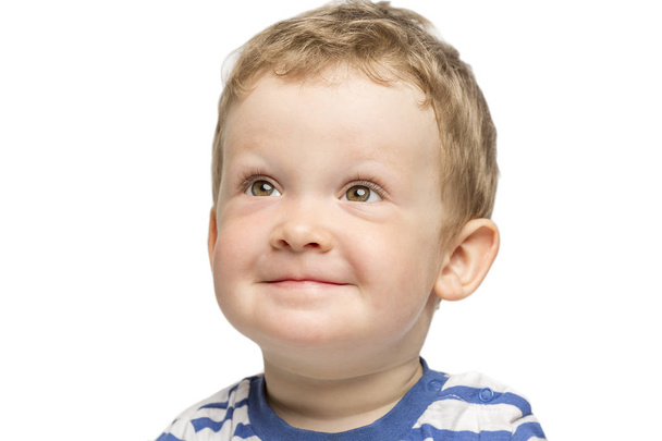 Little boy laughs close up - Foto, afbeelding
