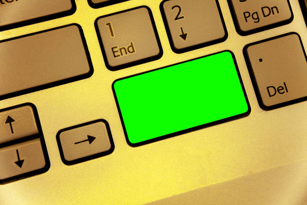 Дизайн бизнес-концепция пустой шаблон копирования текста пространства для сайта объявления изолированные клавиатура зеленая клавиша Намерение создать компьютерные вычислительные отражения документ
 - Фото, изображение