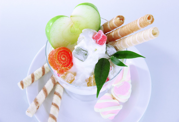 Ice cream with wafer sticks isolated on white - Zdjęcie, obraz