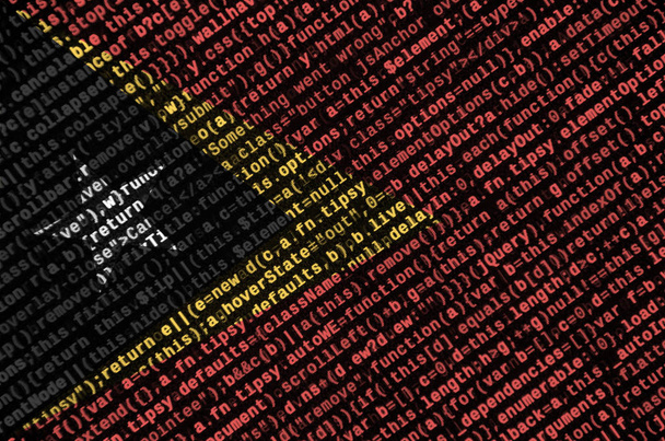 Kelet-Timor zászló ábrázolja a képernyőn, a program a kódot. A koncepció a modern technológia és a helyszíni fejlesztés. - Fotó, kép