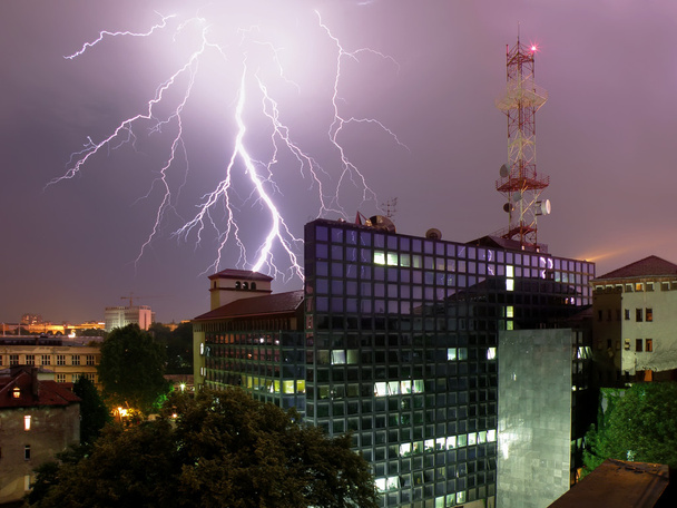 Lightning and office building - Foto, imagen