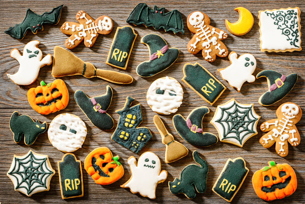 Homemade Halloween cookies, festive food - Foto, Imagen