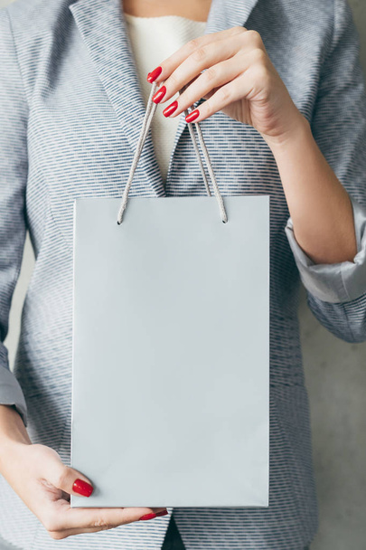 shopping bag addiction store sales discounts hands - 写真・画像