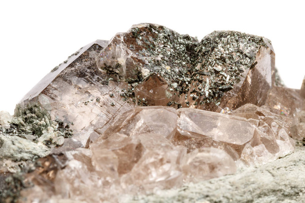 Makro mineral kwarcu kamienia chloryt Palygorskite rock na białe tło zbliżenie - Zdjęcie, obraz