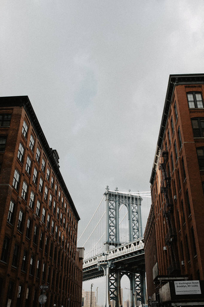 Brooklyn Bridge in New York City - Foto, Bild