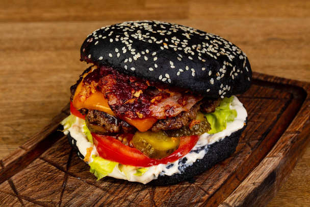 Tasty burger with meat and cheese - Φωτογραφία, εικόνα