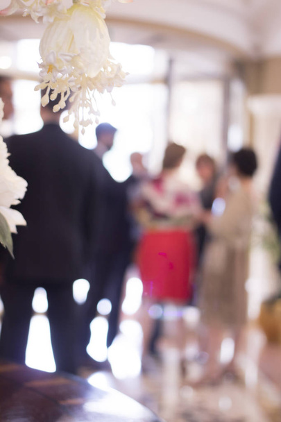 Svatební květy uspořádané květinové kytice v manželství luxusní 5-hvězdičkový hotel přijímací místnosti. - Fotografie, Obrázek