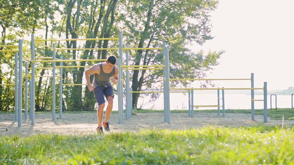 Sabah egzersiz açık havada erkek Athlet yok - Fotoğraf, Görsel