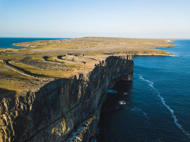Aerial view of Dun Aonghasa fort of Inishmore on the Aran Islands - Zdjęcie, obraz