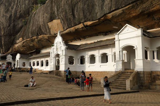 The cave temples of Dambulla in Sri Lanka, 25. December 2017 - Fotoğraf, Görsel