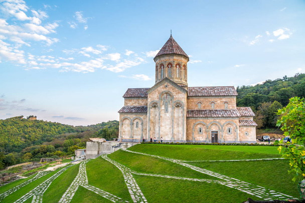 Klášter Saint Bodbe Nino je gruzínské ortodoxní klášterní komplex Bodbe poblíž Sighnaghi, Gruzie. - Fotografie, Obrázek