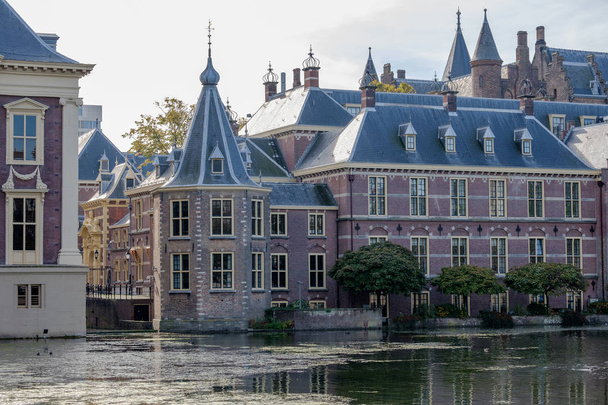Hága, Hollandia, Het Torentje (a kis torony), a Hofvijver (Bíróság font), Hága, kis nyolcszögletű épület a hatósági Hivatal a miniszterelnök Hollandia 1982 óta. - Fotó, kép