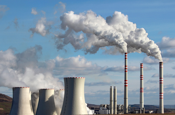 hiilivoimalaitoksen päästöt
 - Valokuva, kuva