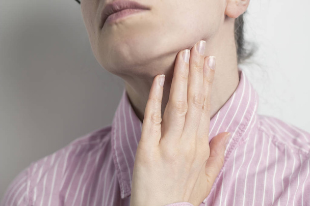 young woman suffering from toothache - 写真・画像
