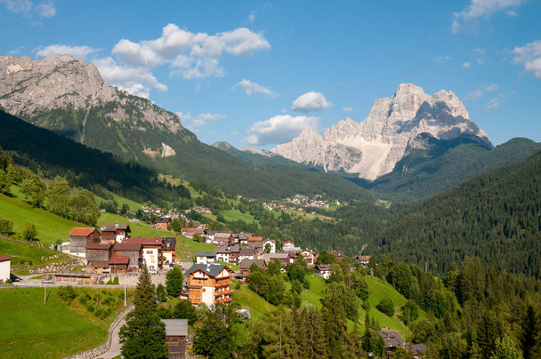 Mountain Scene in the Italian Dolomites - Photo, Image