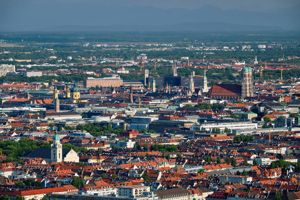 Vista aérea de Munich. Munich, Baviera, Alemania
 - Foto, Imagen