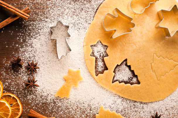 Christmas baking gingerbread cookies food background - Foto, immagini