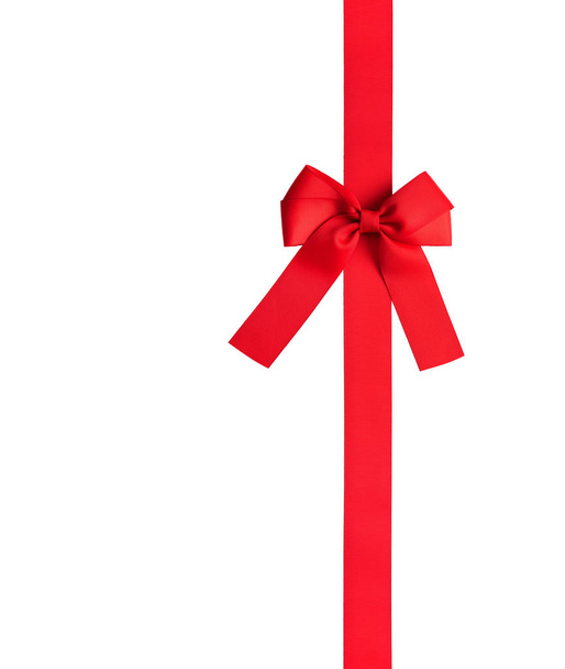 Geschenk-Schleife für ein Geschenk auf weißem Hintergrund. - Foto, Bild