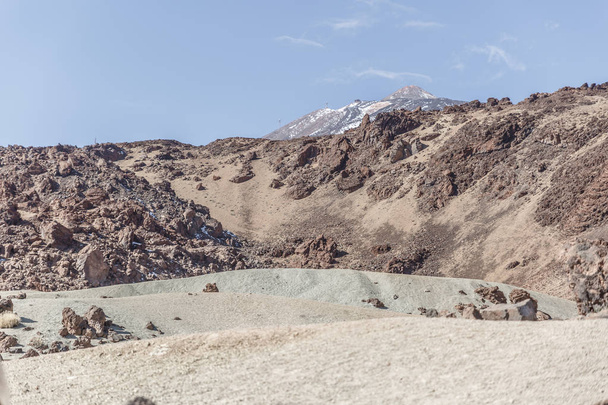 Песок и лава в Национальном парке Тейде, остров Тенерифе, Канарские острова, Испания
 - Фото, изображение
