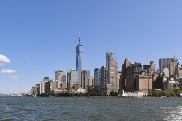 untere Manhattan-Skyline vom East River - Foto, Bild