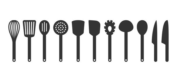 Főzés edény készlet-ból szerszámok. Konyhai eszközök fekete elszigetelt vektoros ikonok. Hornyos turner, kanál, kés, habverővel tészta kiszolgáló ikonok. - Vektor, kép