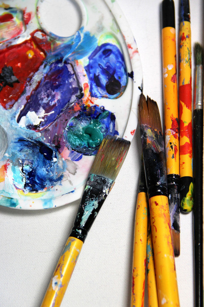 Art palette and paintbrushes - Photo, Image