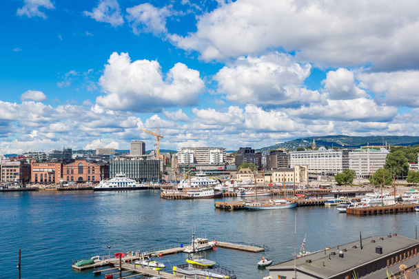 OSLO, NORWAY - JULY 29, 2014:  The Oslo Norway Harbor is one of Oslo's great attractions. Situated on the Oslo Fjord in Oslo, Norway in a summer day - Zdjęcie, obraz