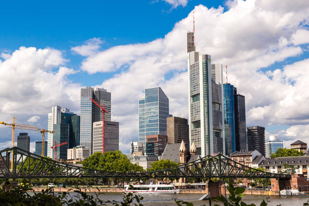 FRANKFURT, GERMANY - JULY 9, 2014: Summer view of the financial district in Frankfurt, Germany - Фото, зображення