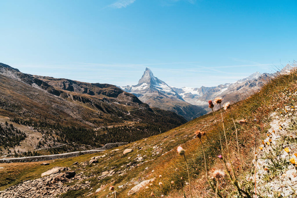 Beautiful mountain landscape with views of the Matterhorn peak in Zermatt, Switzerland. - Фото, изображение